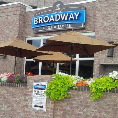Broadway Grill & Tavern