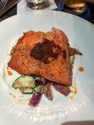 Broadway Grill & Tavern