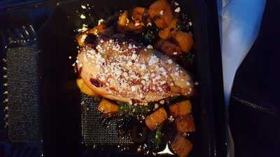 Broadway Grill & Tavern