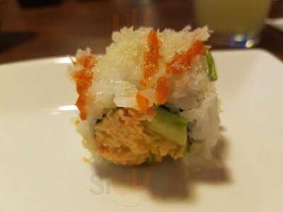 Pier 98 Sushi Bar & Grill