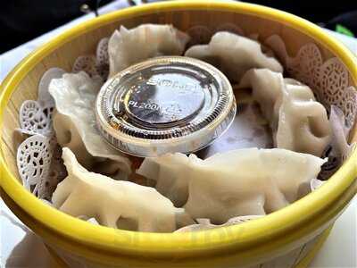 China Gourmet & Sushi & Lounge