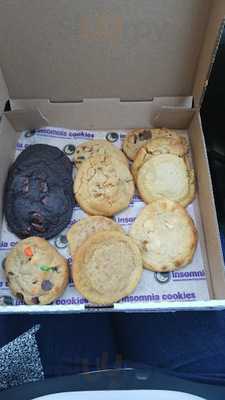 Insomnia Cookies