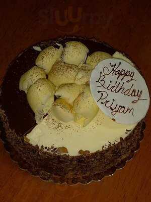 Chez Alice Cafe & Bakery