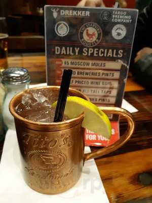 The Starving Rooster