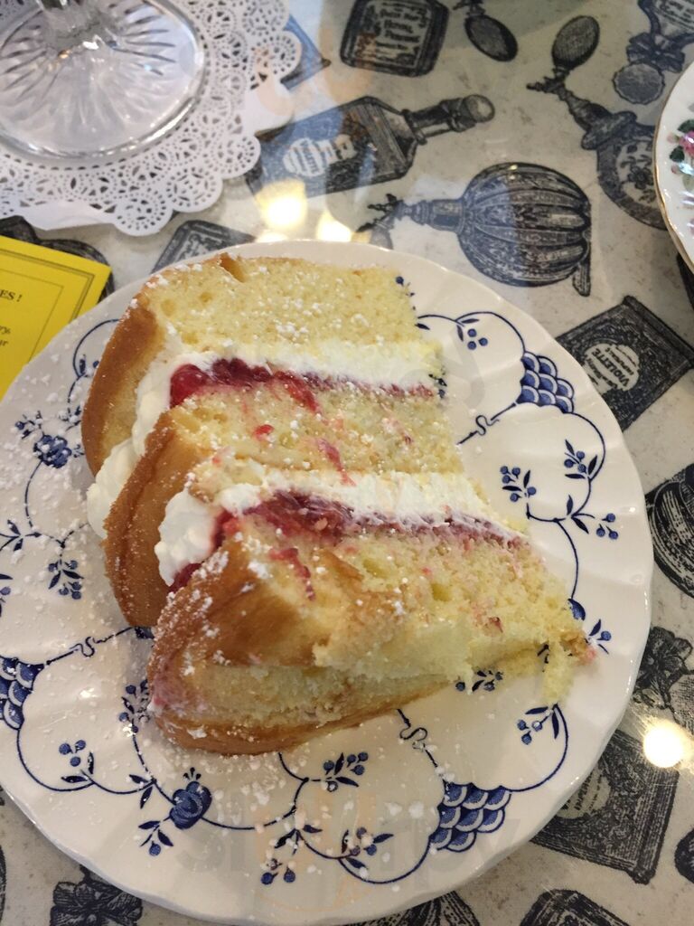 Village Eatery And Tea Company