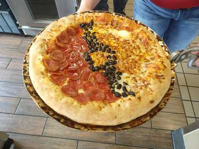 Uncle Maddio's Pizza