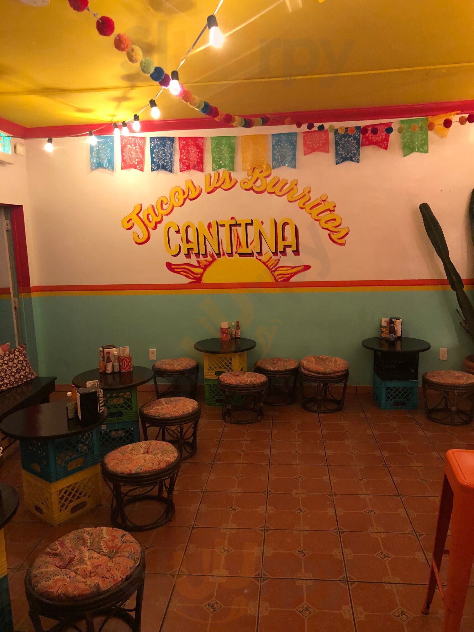 Tacos Vs Burritos Cantina