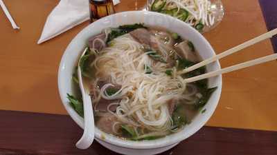 Pho Miss Saigon