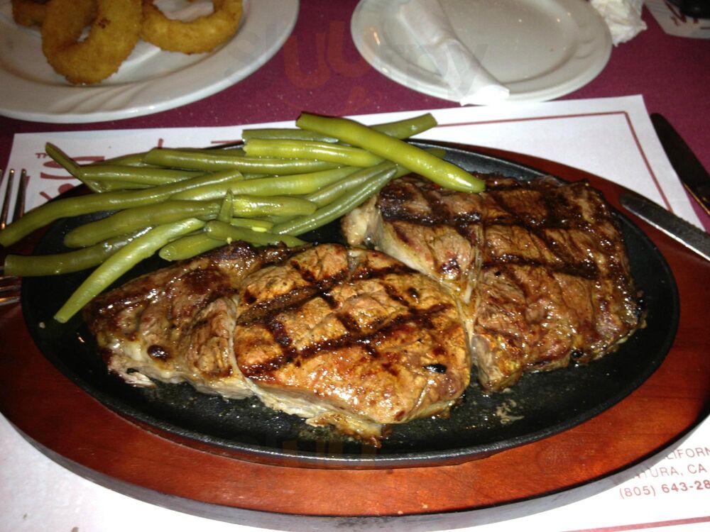 Sportsman Restaurant And Lounge