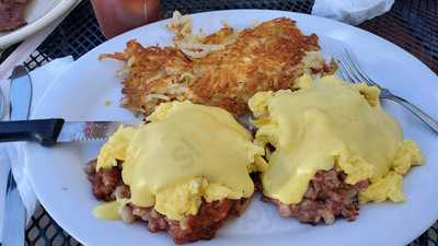 Dorothy's Chuck Wagon Cafe