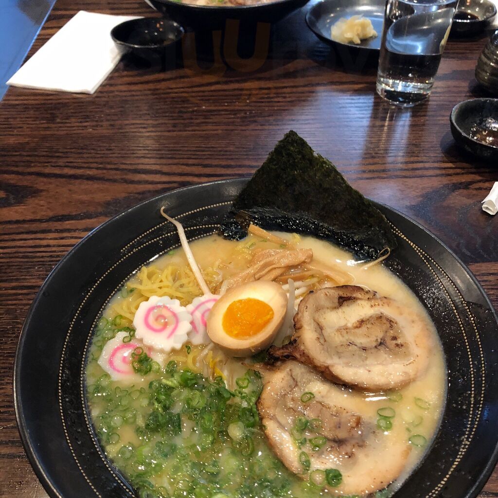 Hakata Ramen & Sushi