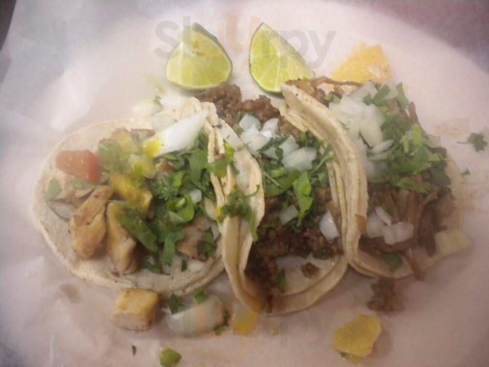 Mundo Latino - The Taco Shop