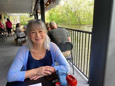 Cold Springs Inn & Brewing Company