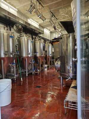 Cold Springs Inn & Brewing Company