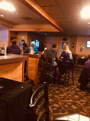 The 701 Lounge & Grille At The Ramada Hotel