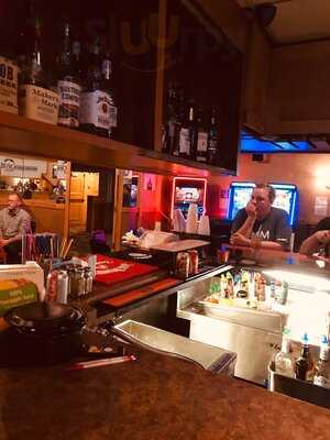 The 701 Lounge & Grille At The Ramada Hotel