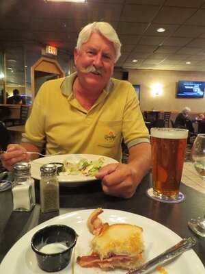 The 701 Lounge & Grille At The Ramada Hotel