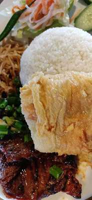 Com Tam Thanh Restaurant