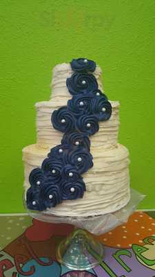 Sweet Treats Cupcake Bar And Bakery