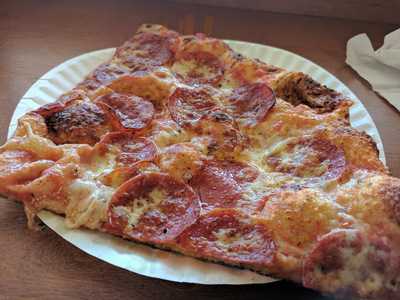 Pini's Pizza
