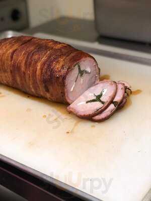 Moe's Original Bar B Que