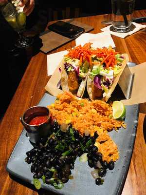 India West Fine Dining & Lounge