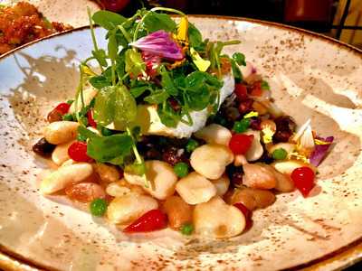 India West Fine Dining & Lounge