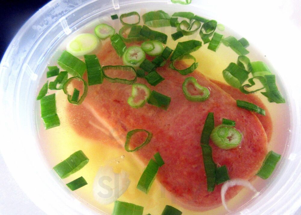 L & L Hawaiian Barbecue