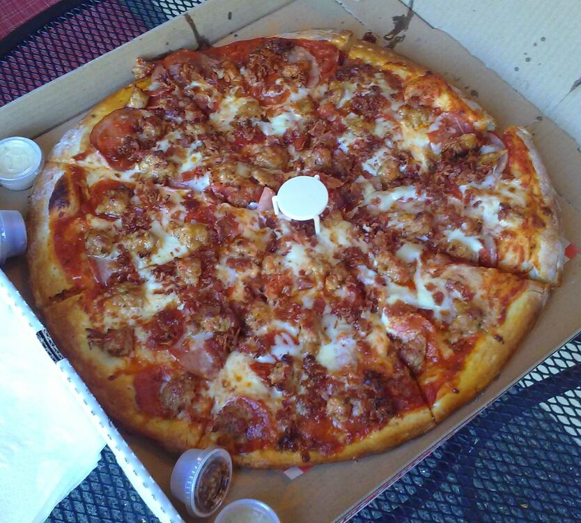 Helene's Fairgrounds Pizza