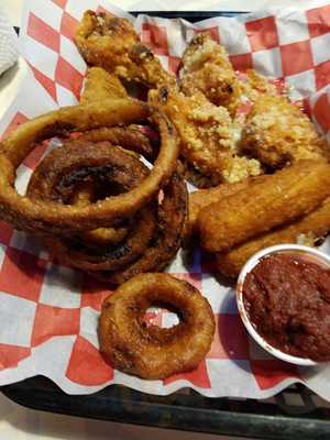 Johnny Joe's Sports Bar And Grill