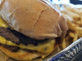 Quarry Bar & Grill