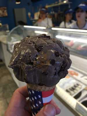 Loard's Ice Cream & Candies