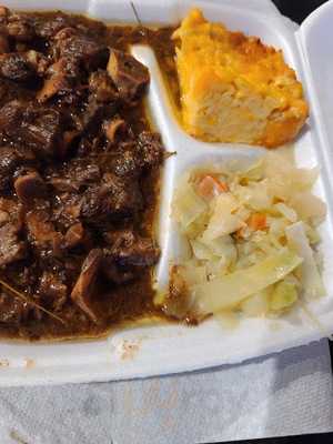 Momma G's Soul Food And Jamaican Restaurant