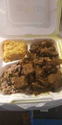 Momma G's Soul Food And Jamaican Restaurant