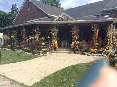 Teaberries & Heart Of Country