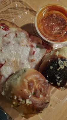 Frank's Pizza And Restaurant