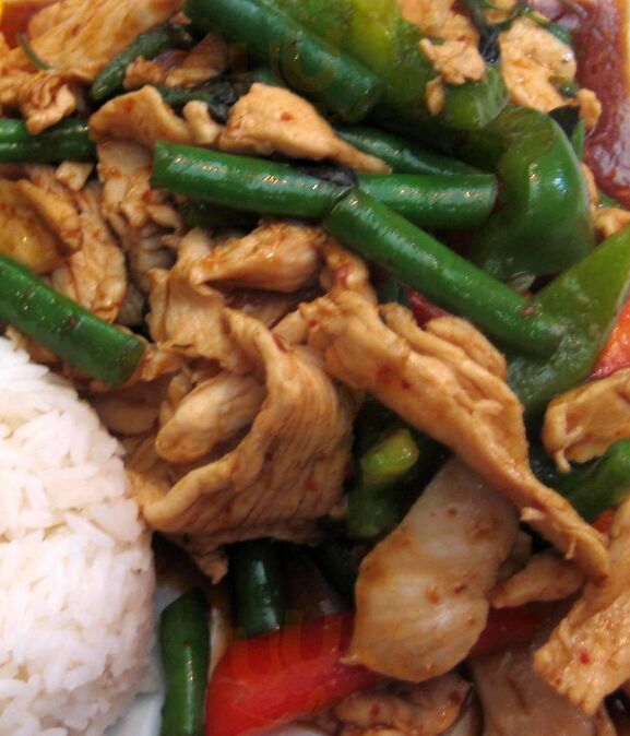 Tom Yum Thai And Sushi