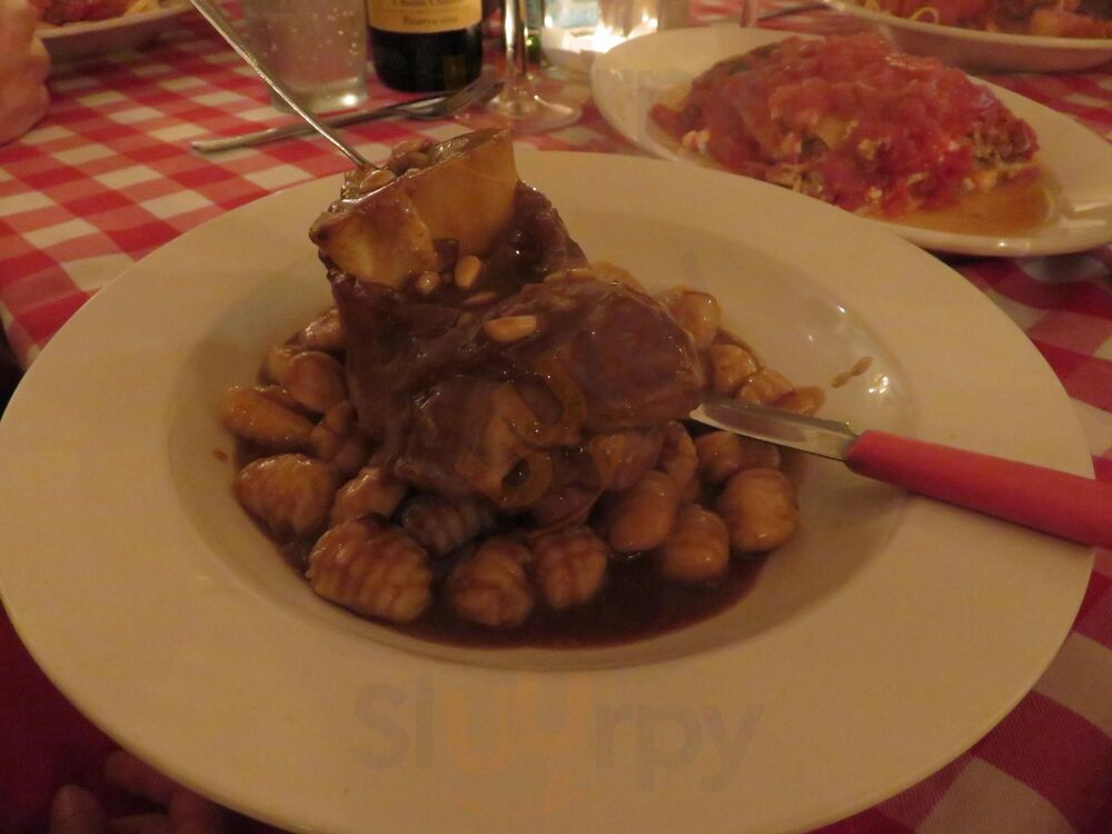 La Trattoria Restaurant