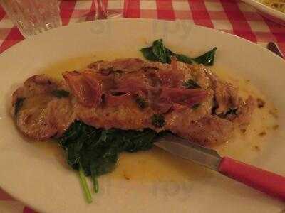 La Trattoria Restaurant