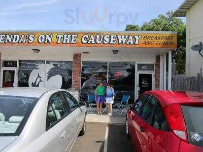 Brenda's On The Causeway
