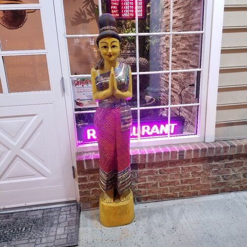 Pokok Southeast Asian Thai Cuisine