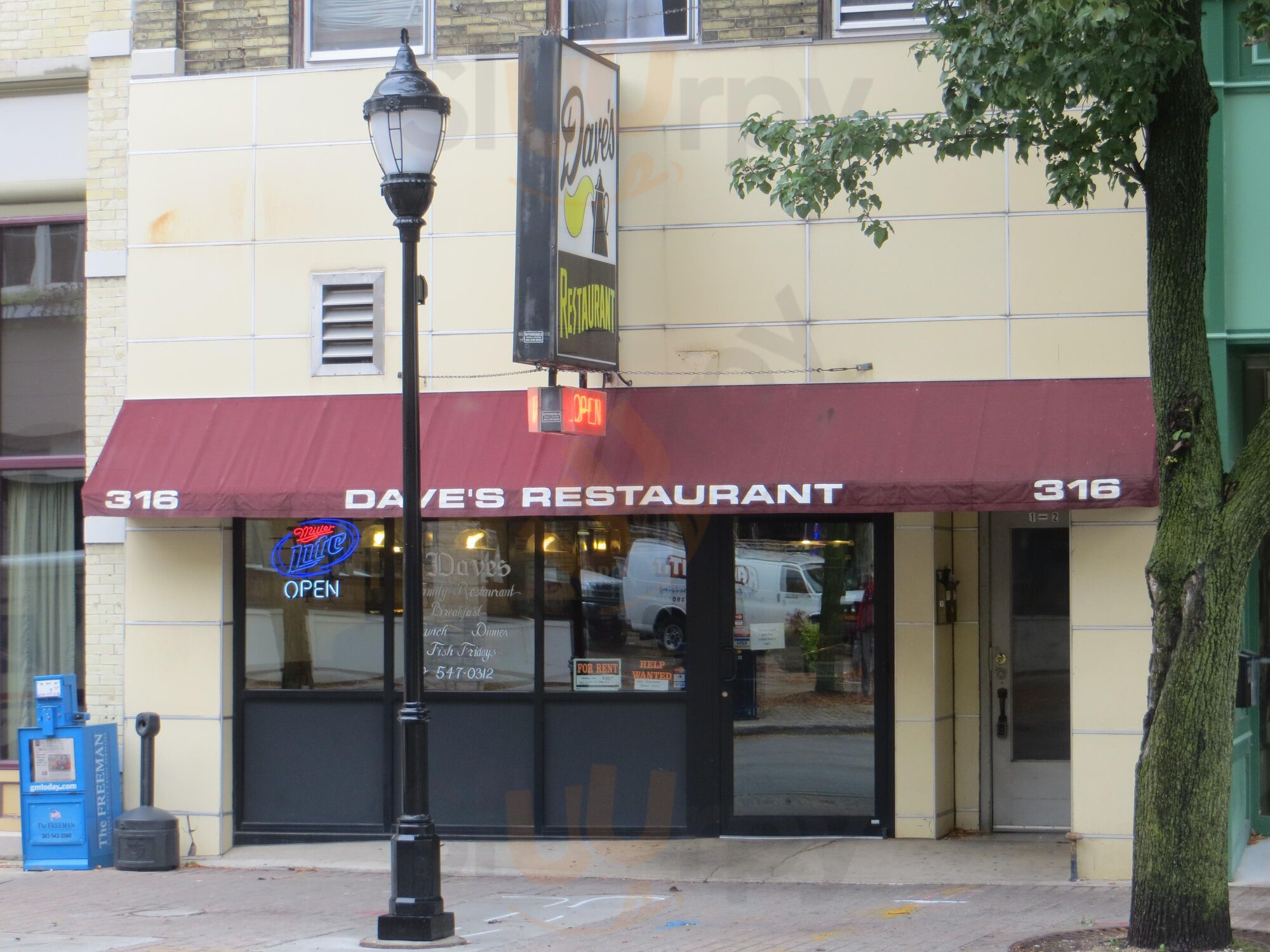 Dave's Restaurant