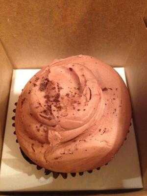 Smallcakes Cupcakery