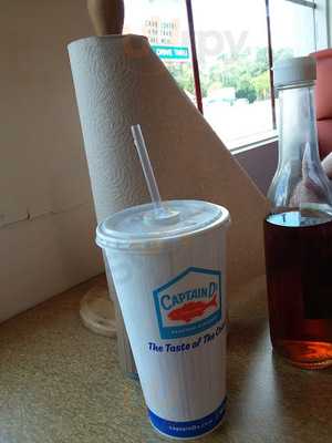Captain D's