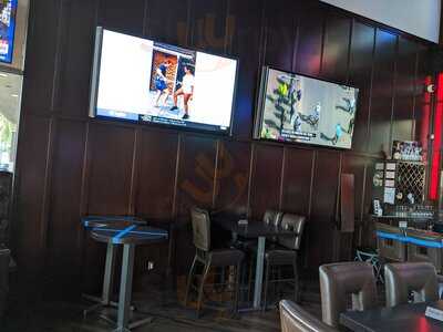 London's Pub And Grill