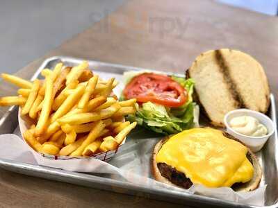 Big Greek Gyros & Bakery