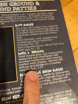 Scooter's Chillin' And Grillin'