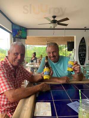 Scooter's Chillin' And Grillin'