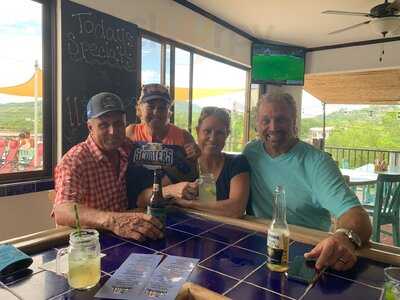 Scooter's Chillin' And Grillin'