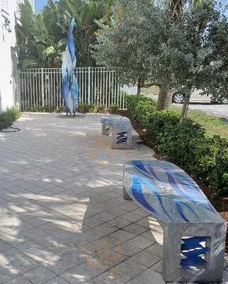 Ice & Cream Creamery